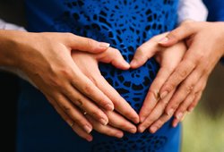 Karališkojoje šeimoje – džiugi žinia: pranešė apie nėštumą