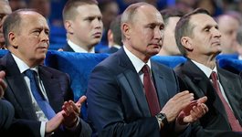 V. Putinas ir jo sėbrai saugumiečiai (nuotr. SCANPIX)