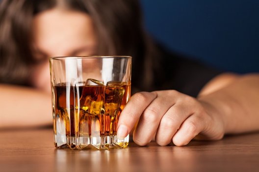 Atsakė, per kiek laiko alkoholis pasišalina iš organizmo: nepamirškite (nuotr. 123rf.com)