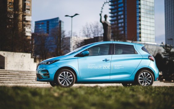 „Renault Zoe“ Lietuvoje sieks tapti elektromobilių revoliucijos pradininku