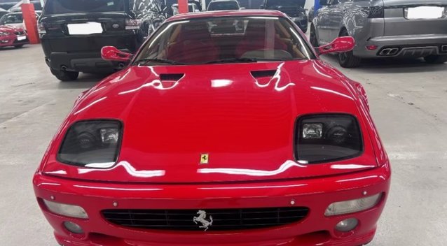 Londono policija rado kadaise pavogtą Formulės 1 piloto „Ferrari“ (Nuotr: news.met.police.uk)  