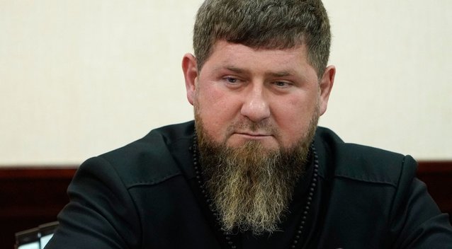 Kadyrovas įsižeidė: greit man atsakykite ir atšaukite sankcijas motinai (nuotr. SCANPIX)