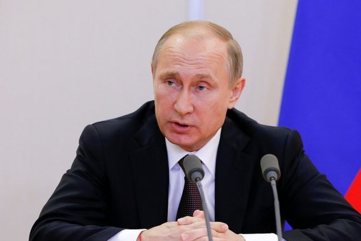 Vladimiras Putinas šokiravo visuomenę: ant rankos – Kabalos sektos simbolis? (nuotr. SCANPIX)