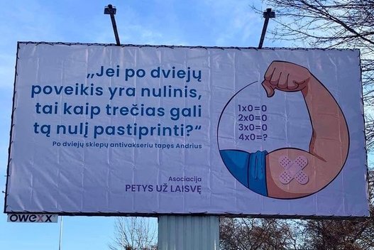 Šiauliuose – plakatas, siejantis abejones skiepais: įmonė jau svarsto nutraukti sutartį (nuotr. facebook.com)