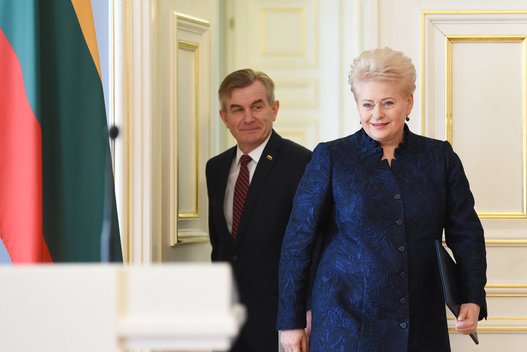 Prezidentė Dalia Grybauskaitė ir Seimo pirmininkas Viktoras Pranckietis (nuotr. Fotodiena.lt)