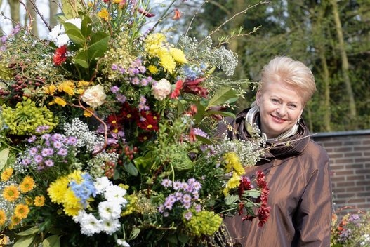 Prezidentė Dalia Grybauskaitė sveikina Lietuvos mokytojus (nuotr. facebook.com)