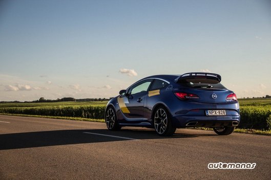 „Opel Astra OPC“ testas: Per vieną žingsnį iki tobulybės