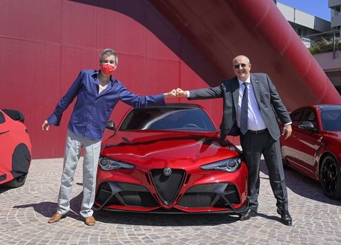 „Alfa Romeo“ vadovas: „Euro 7“ taršos reikalavimai – nesąmonė