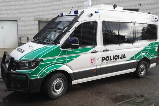 antiriaušinis mikroautobusas specialiosioms operacijoms ir renginiams, policijos nuotr. (nuotr. Policijos)
