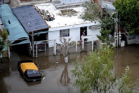 Argentinoje potvyniai sukėlė chaosą (nuotr. SCANPIX)