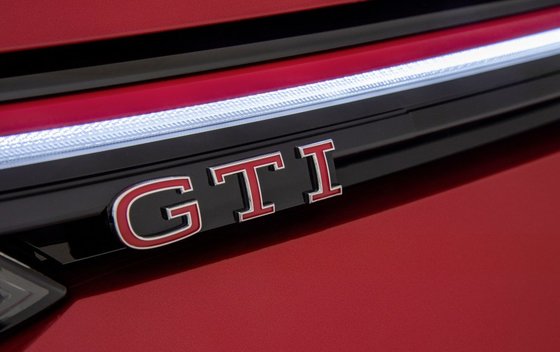 5 naudoti sportiški automobiliai, kurie kainuoja kaip naujas „Volkswagen Golf GTI“