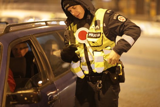 Vilniuje policija tikrina vairuotojus nuotr. Broniaus Jablonsko