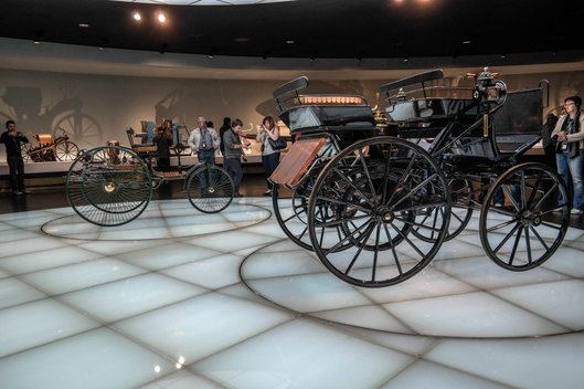 Ekskursija po „Mercedes Benz“ muziejų