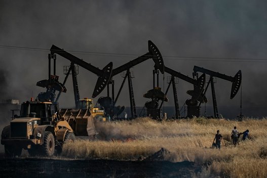 Naftos gręžinys (nuotr. SCANPIX)