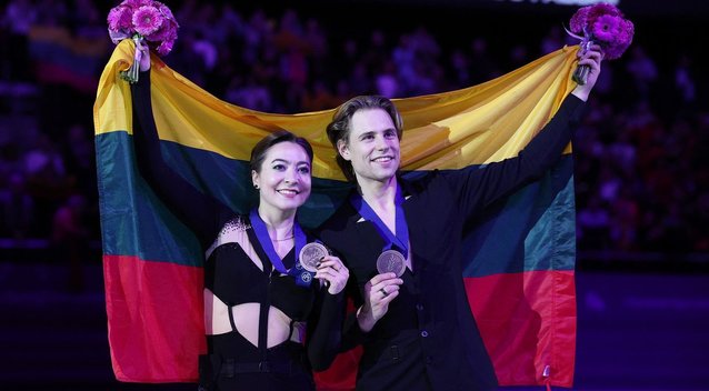 Allison Reed ir Saulius Ambrulevičius iškovojo bronzos medalius (nuotr. SCANPIX)