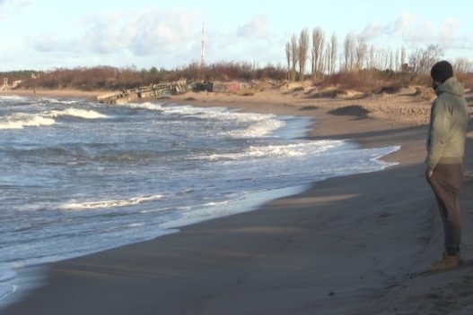 Šalies paplūdimiuose smėlio sparčiai mažėja 