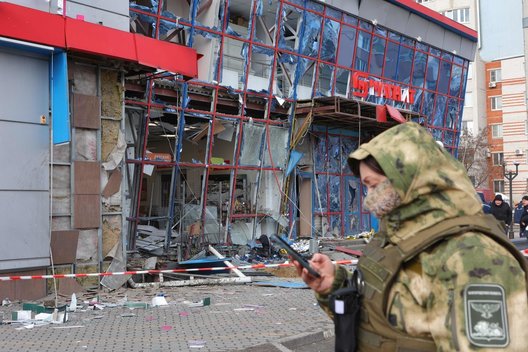 Mirtina ataka Belgorode: žuvo vaikas ir dar 5 žmonės, eilė pastatų apgadinti (nuotr. SCANPIX)