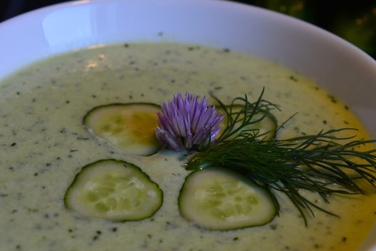Šalta agurkų sriuba (Nuotr. Skanūs kąsneliai)  