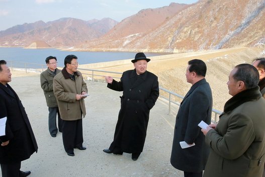 Šiaurės Korėja sako, kad „branduolinis karas gali prasidėti bet kurią akimirką“ (nuotr. SCANPIX)