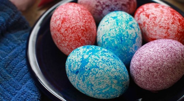 Toks kiaušinių marginimas populiarėja žaibiškai: išbandykite šiemet (nuotr. pinterest.com)