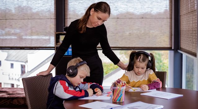Gydanti mamos balso terapija padės vaikams kenčiantiems nuo disleksijos ir ADHD  
