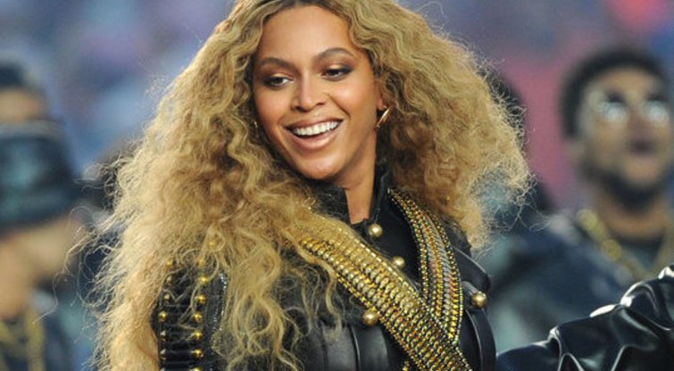 Beyonce pasirodymas per „Super Bowl“ (nuotr. Vida Press)