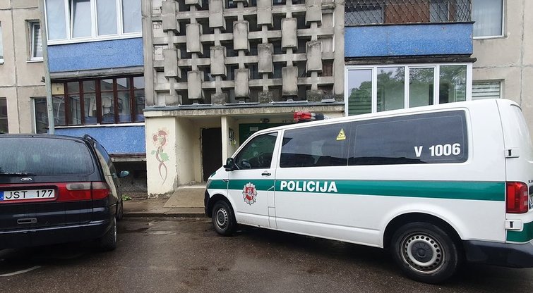 Vilniuje žuvo iš 8 aukšto iškritęs paauglys (nuotr. Broniaus Jablonsko)