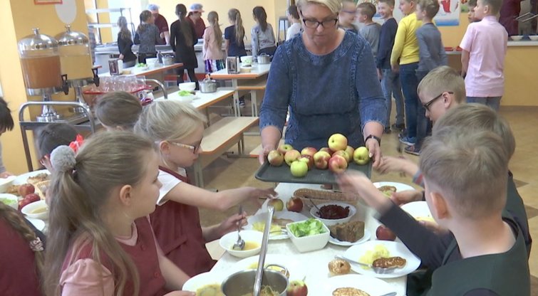 Švediški stalai mokyklose (nuotr. TV3)
