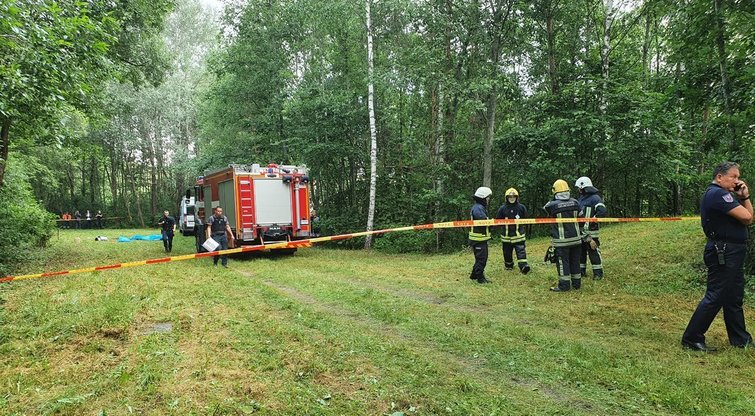 Žuvo trys „Vilniaus vandenys“ darbuotojai: įtariama, kad išsiskyrė pavojingos dujos (nuotr. Broniaus Jablonsko)