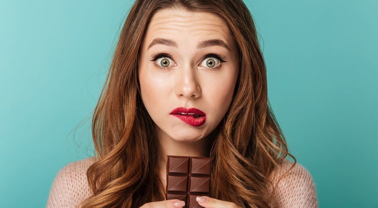 Mergina su šokoladu  (nuotr. 123rf.com)