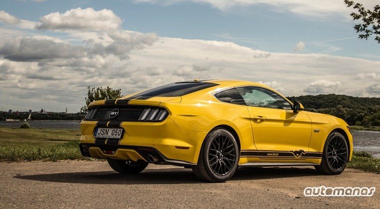 „Ford Mustang“ testas: Geriausias kainos ir linksmybių santykis