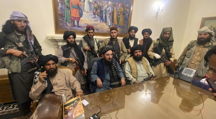 Talibano atstovai prezidento rūmuose (nuotr. SCANPIX)