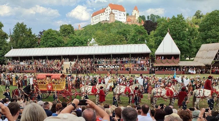 Landshuto vestuvės – Bavarijoje rengiama jau tradicija tapusi šventė (Valdovų rūmų muziejaus nuotr.)  
