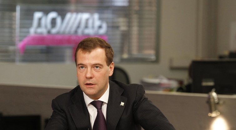 Dmitrijus Medvedevas „Dožd“ televizijos studijoje  