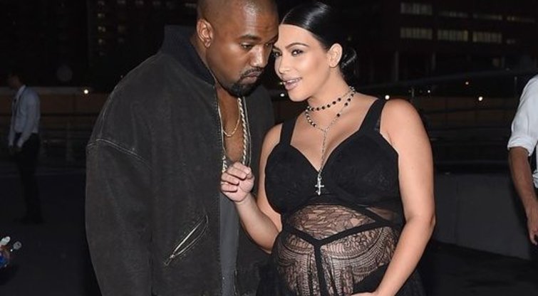 Kanye Westas ir Kim Kardashian (nuotr. SCANPIX)