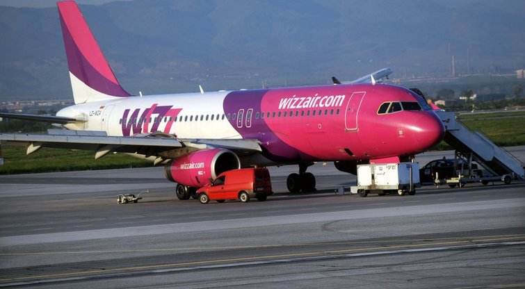 Po žinios apie panaikintus skrydžius „Wizz Air“ šešiomis kryptimis – Lietuvos oro uostų reakcija: informacija faktiškai neteisinga (nuotr. SCANPIX)