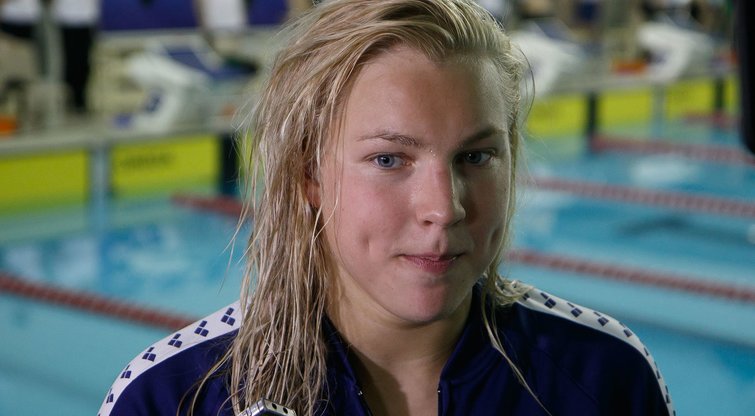 Rūta Meilutytė per 5 minutes laimėjo du aukso medalius (nuotr. Tv3.lt/Ruslano Kondratjevo)