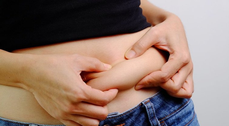 Atsikratykite pilvo riebalų be vargo: štai, kas padės   (nuotr. Shutterstock.com)