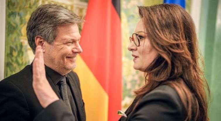Vokietijos vicekancleris ir ekonomikos ministras R. Habeckas netikėtai apsilankė Kyjive  
