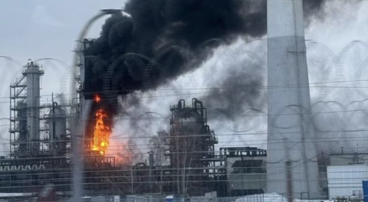 Sankt Peterburge kilo gaisras šiluminės elektrinės rajone  