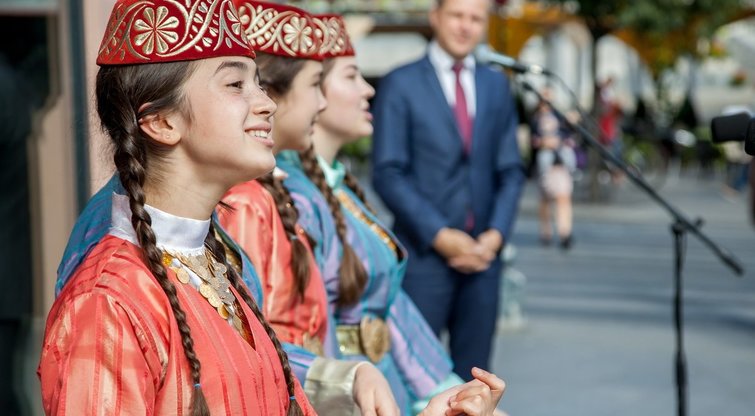 Totorių gatvę puošia pavadinimas totorių kalba  