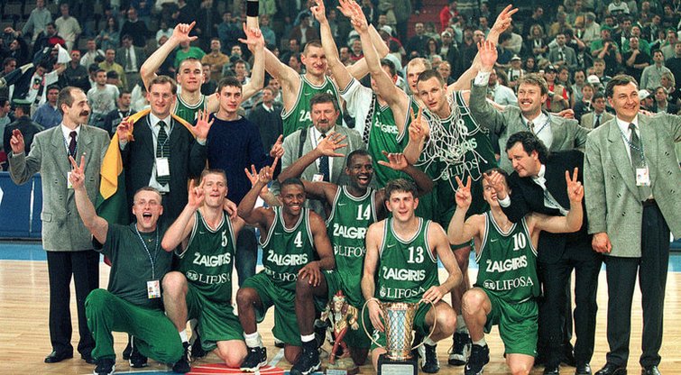 Kauno „Žalgirio“ triumfas 1999 metais Eurolygoje (nuotr. Elta)