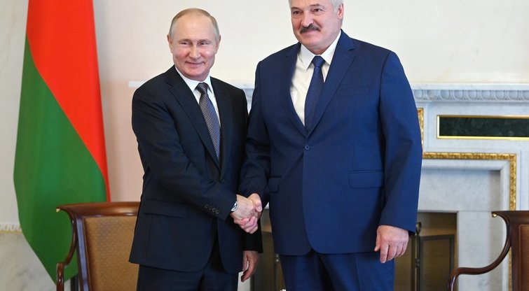 Kur link pasuks Lukašenka? Kelių nėra tiek daug, kaip norėtų režimas (nuotr. SCANPIX)