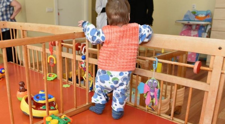 Įsivaikinti norintys lietuviai pageidauja sveikų vaikų iki 3 metų. A. Bandzos vaikų globos namuose dauguma mažylių turi rimtų sveikatos problemų (Nuotr. U. Mikaliūno)  