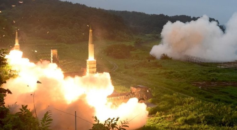 Šiaurės Korėjos karinė technika (nuotr. SCANPIX)