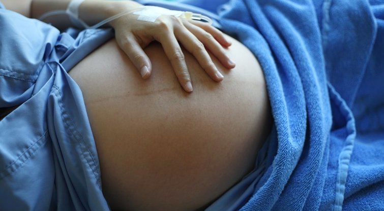 Nėščia moteris ligoninėje (nuotr. Shutterstock.com)