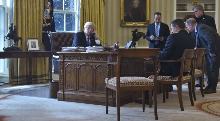 Donaldas Trumpas ir Vladimiras Putinas pasikalbėjo telefonu (nuotr. SCANPIX)