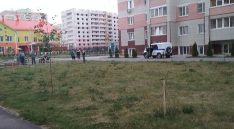 Tragedija Rusijoje: 3-metė užsimušė, kol tėvai žiūrėjo futbolą (nuotr. Gamintojo)