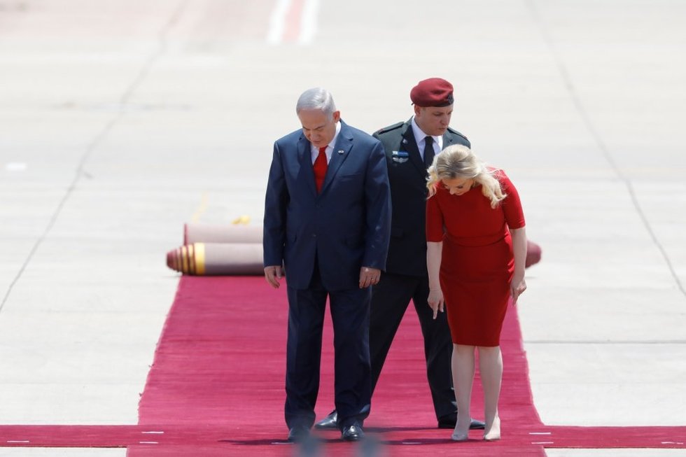 Izraelio premjeras Benjaminas Netanyahu su žmona Sara (nuotr. SCANPIX)
