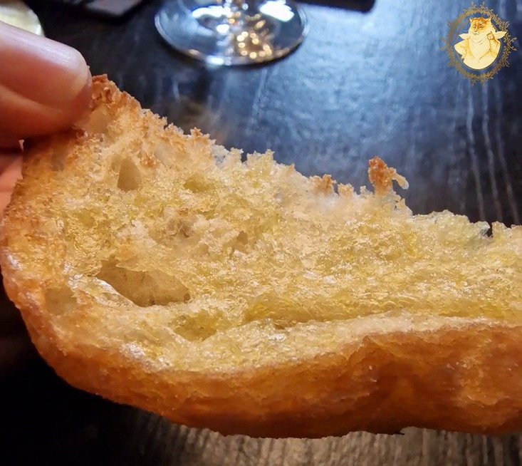 Paskrudinta duonelė (nuotr. Riebaus katino)